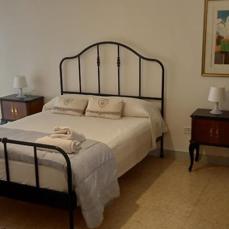 Holiday Flat Bari Bagian luar foto