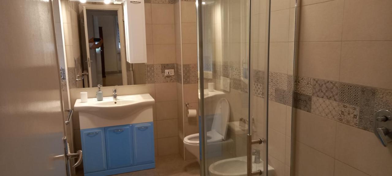 Holiday Flat Bari Bagian luar foto